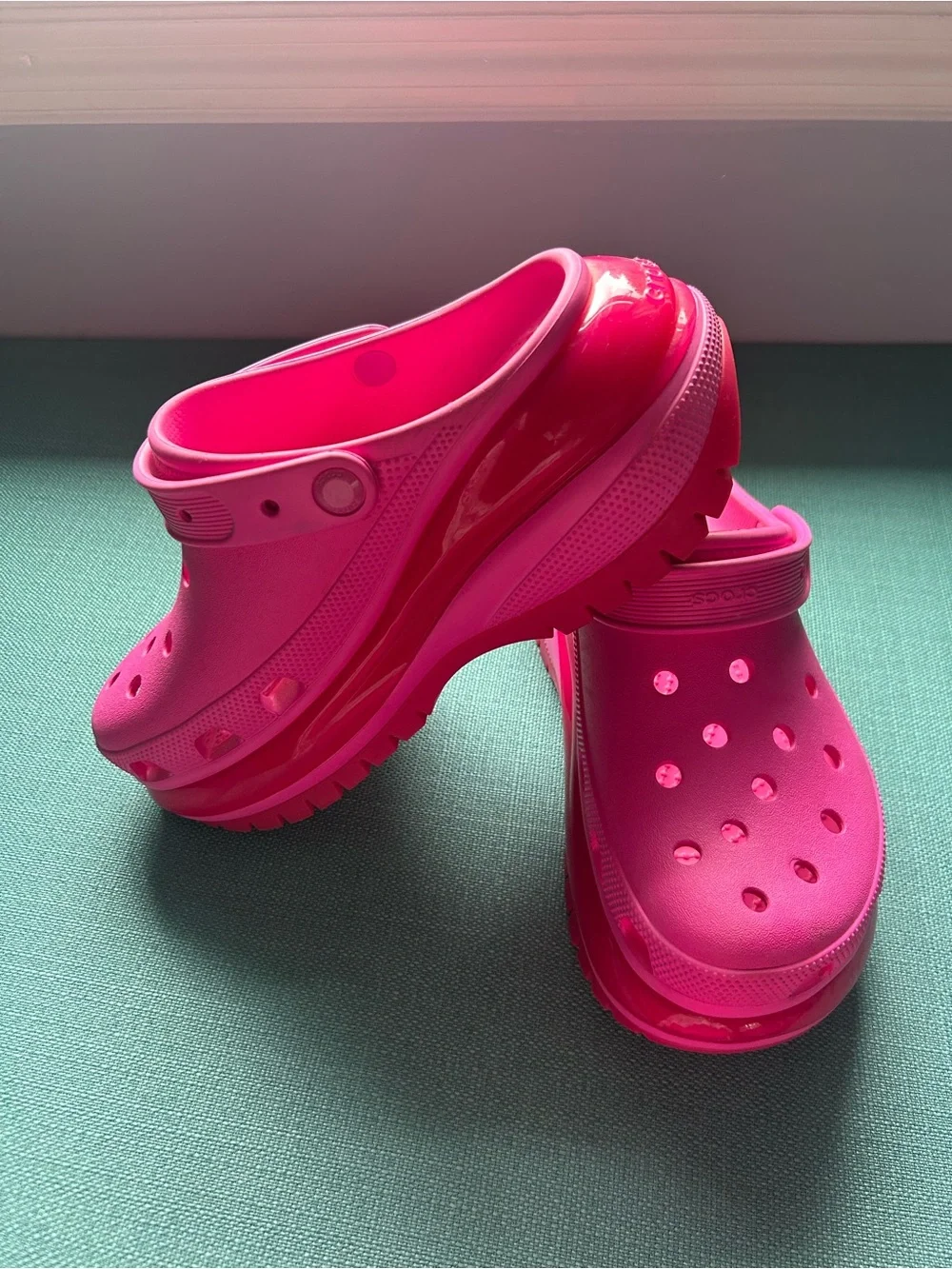 CROCS Platform Clog Sandals in Hot Pink